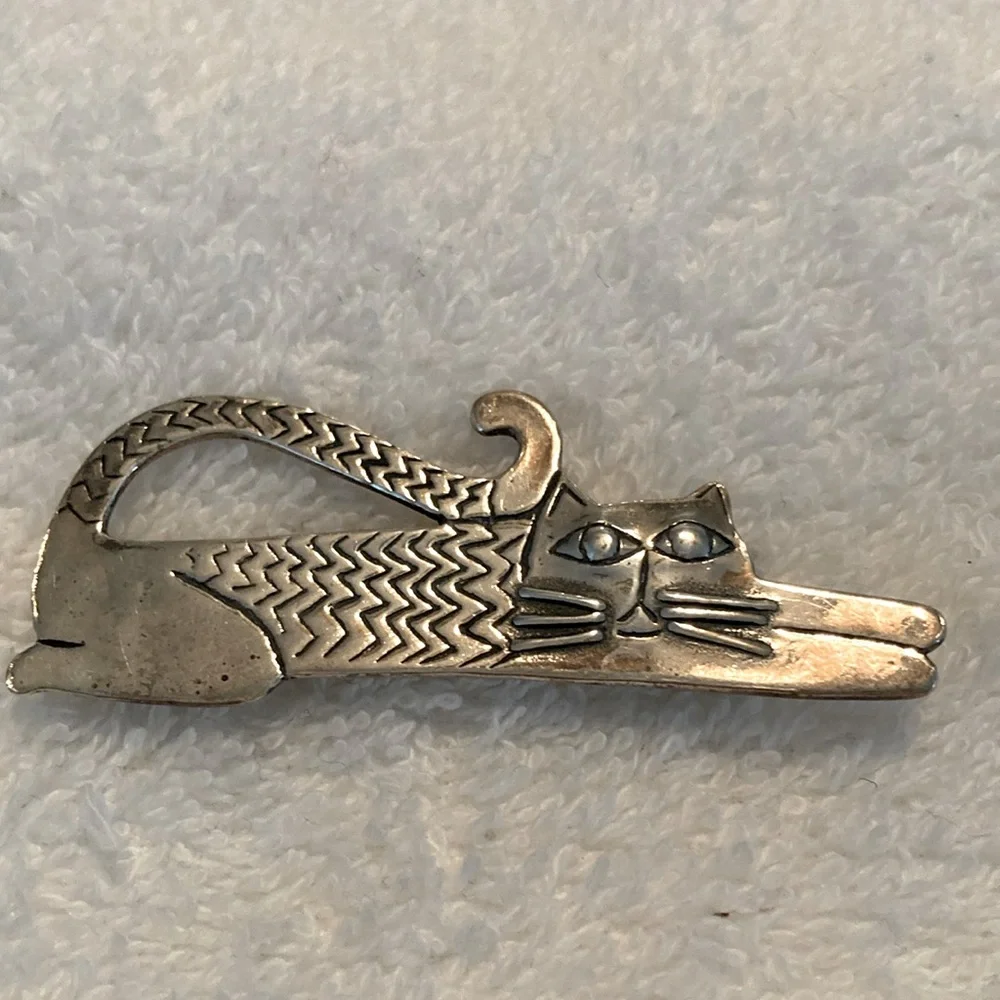Sterling Silver Cat Pin - Picture 1 of 5